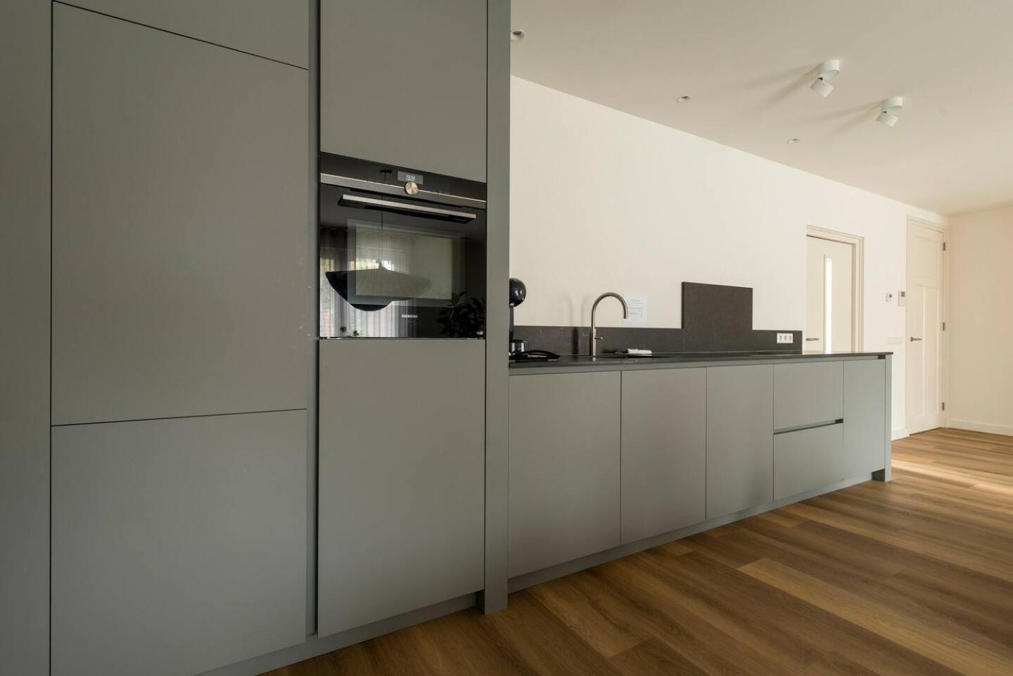 New Apartment In City Centre Large ออร์สชอท ภายนอก รูปภาพ