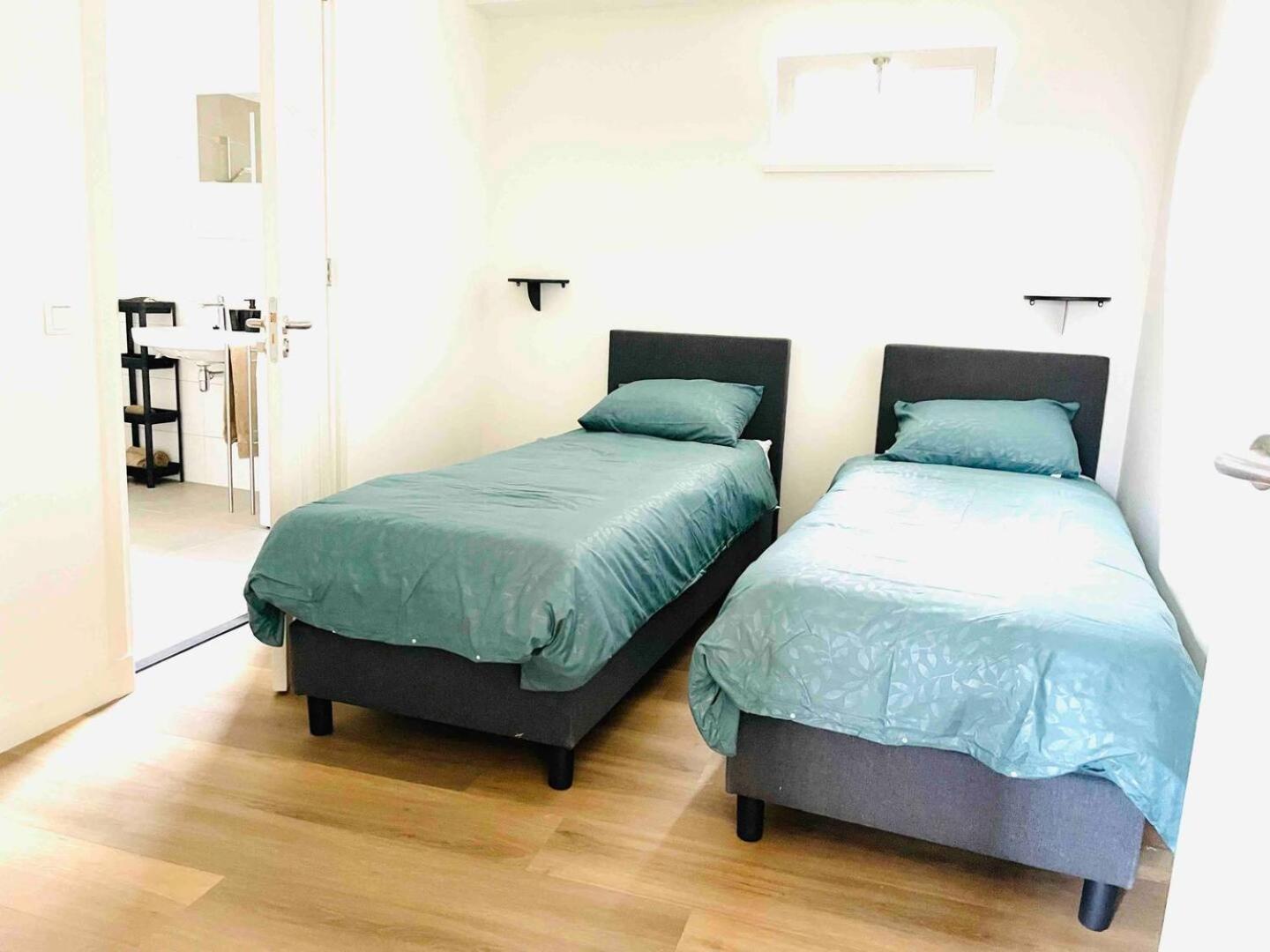 New Apartment In City Centre Large ออร์สชอท ภายนอก รูปภาพ